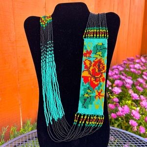 Floral Beaded Necklace - Multicolor